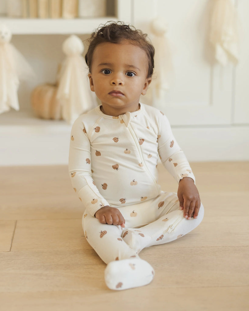 Bamboo Zip Footie || Pumpkins