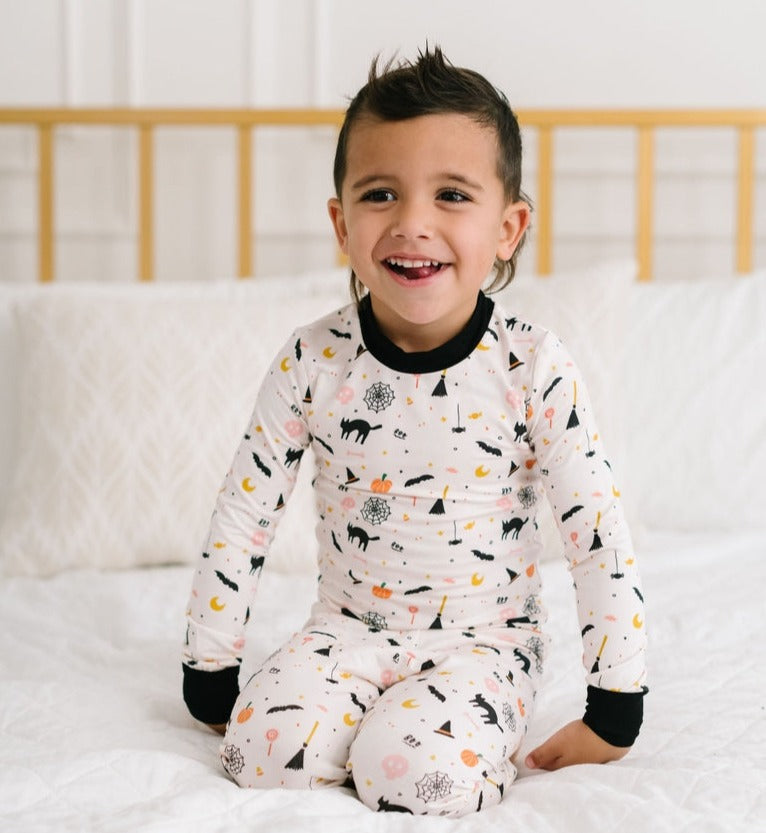 2 Piece Kids Pajama Set || Spooky Scenes