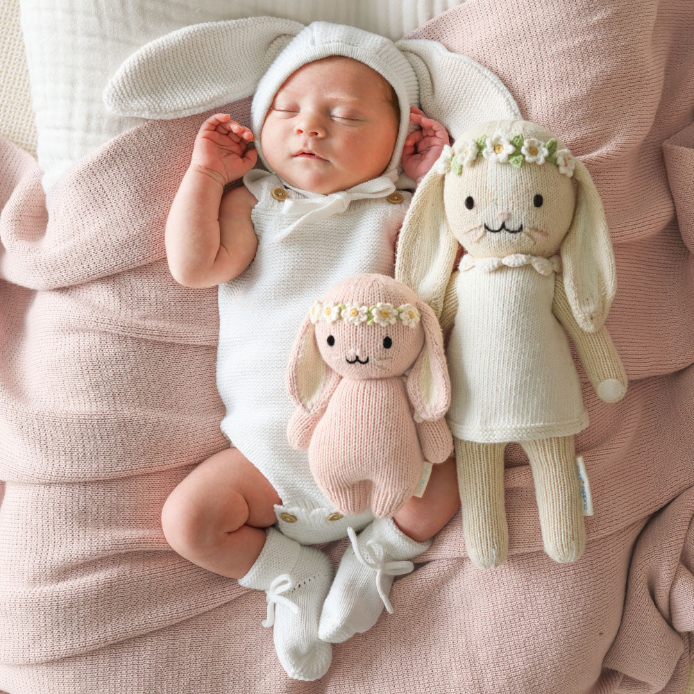 Baby Bunny || Rose with Ivory Floral